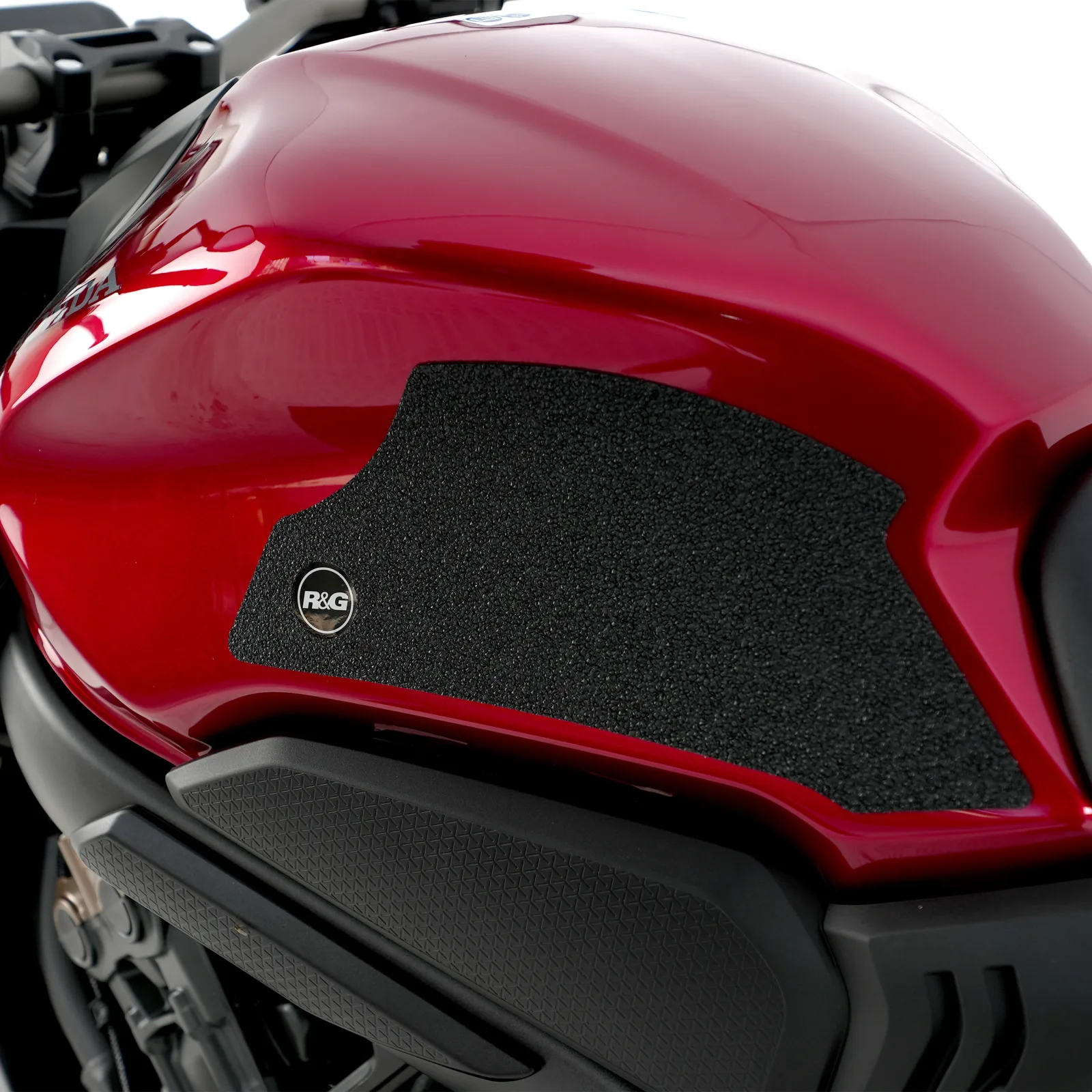 R&G Грипове за резервоар за Honda CB 650R (2019+), CBR 650R (2019+)
