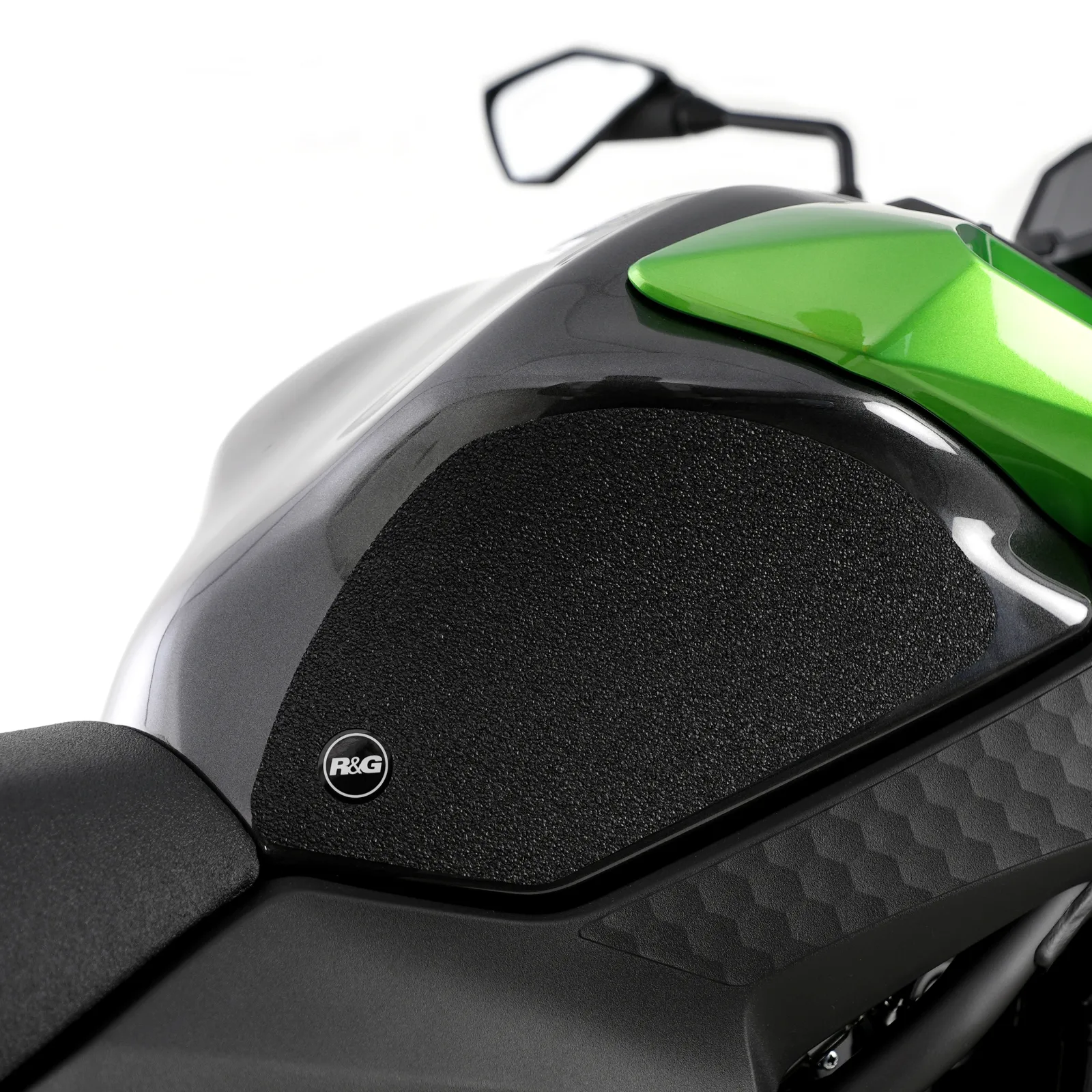 R&G Грипове за резервоар за Kawasaki Z650 (2017+), Ninja 650 (2017+), Z650 S (2026+)