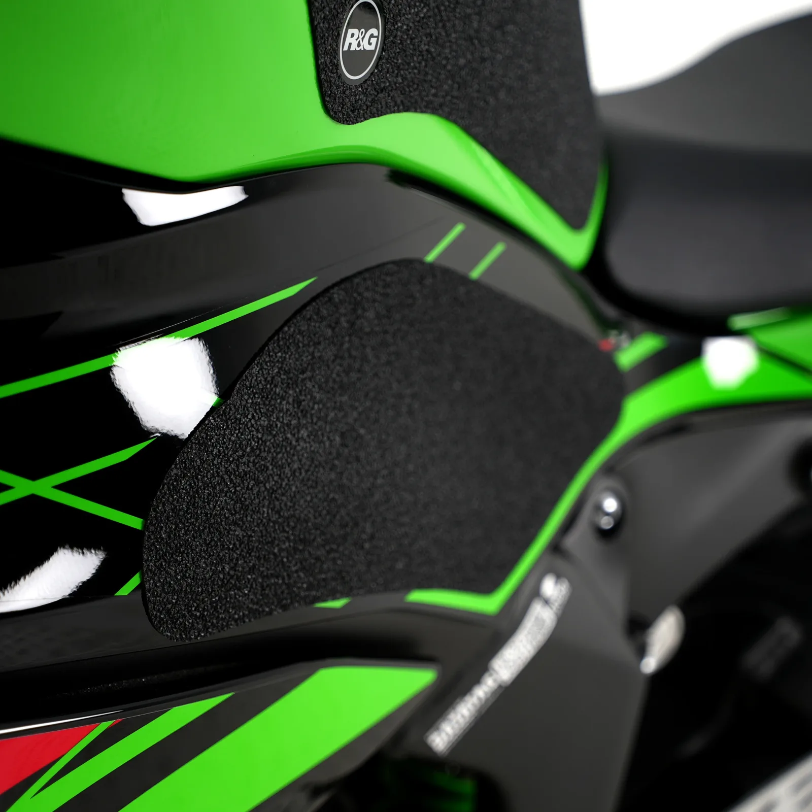 R&G Грипове за резервоар за Kawasaki ZX-6R (2012+)