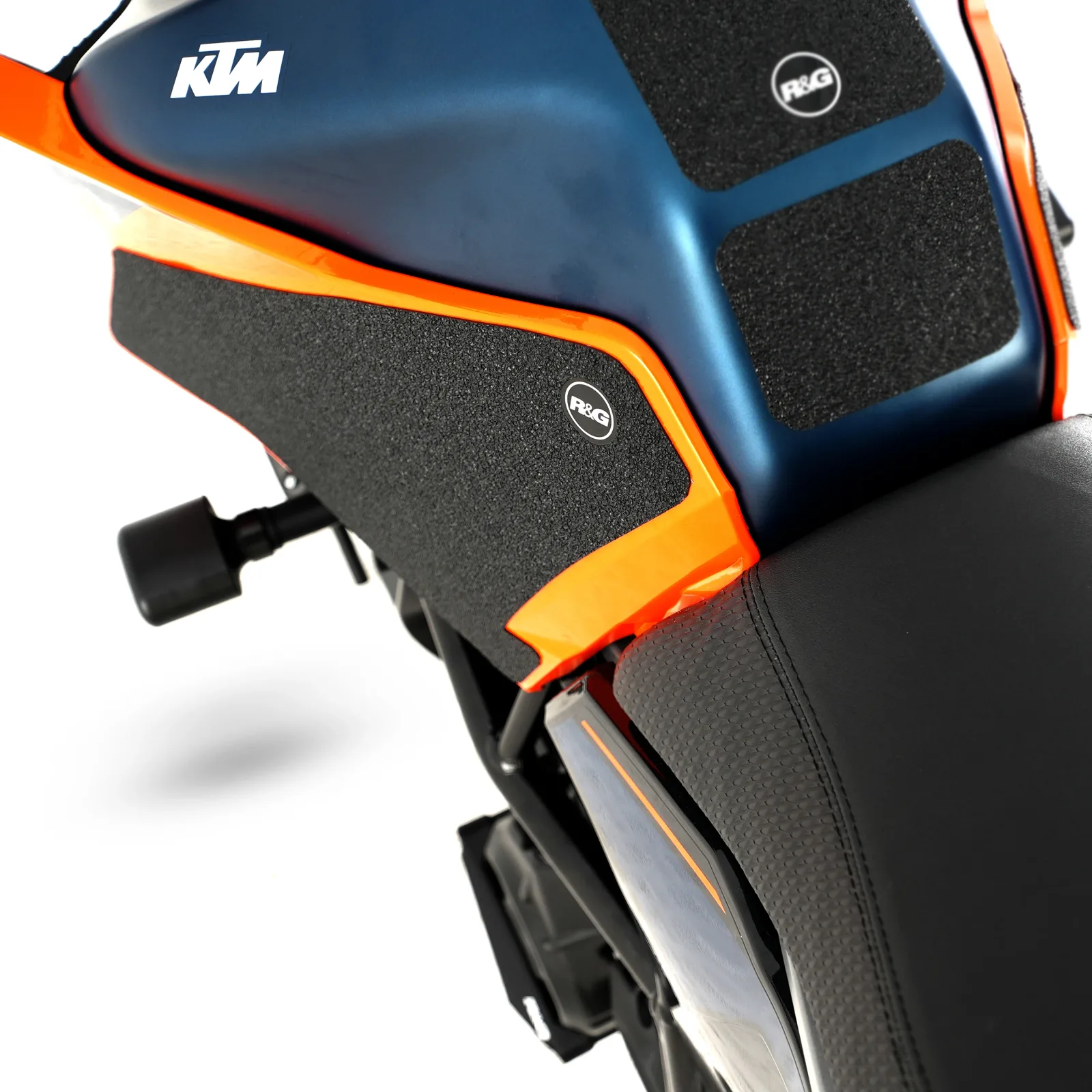 R&G Грипове за резервоар за KTM 125 Duke (2024+), 250 Duke (2024+), 390 Duke (2024–2025)
