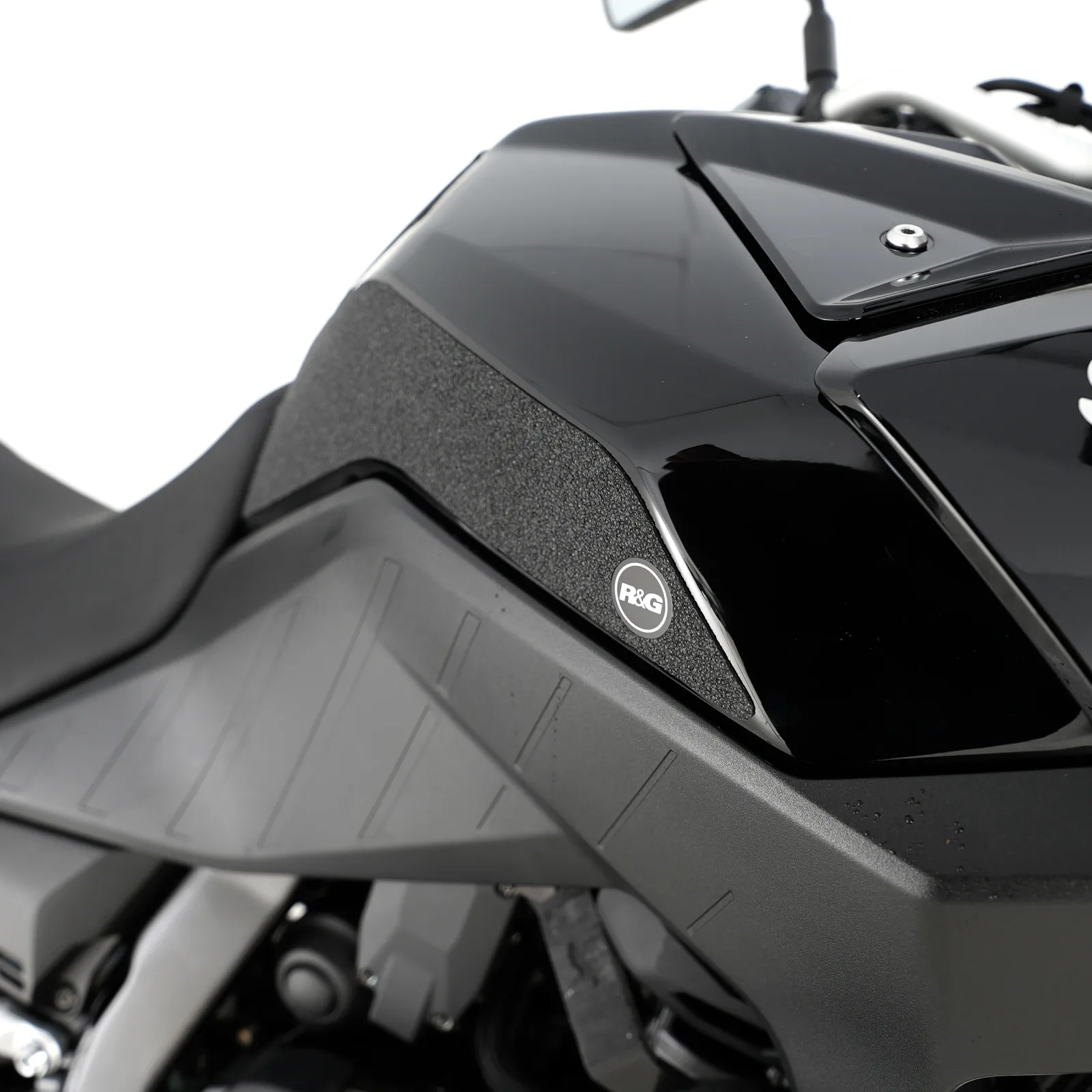R&G Грипове за резервоар за Suzuki V-Strom 800 (2023+)