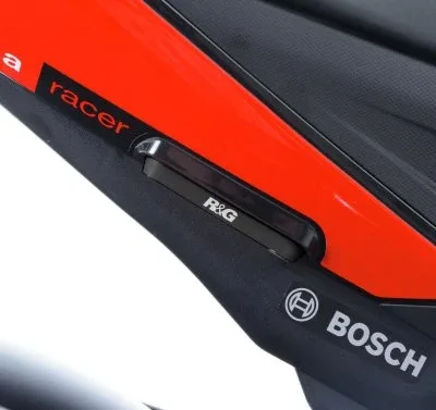 R&G Капачки за степенките на пътника за Aprilia RSV4 R (2009–2014), RSV4 Factory (2009+), Tuono V4 R (2011–2014) и др.