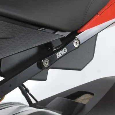 R&G Капачки за степенките на пътника за BMW S 1000 RR (2010–2018), S 1000 RR HP4 (2009–2014), S 1000 R (2014–2020)