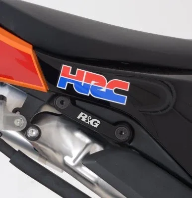R&G Капачки за степенките на пътника за Honda CBR 600RR (2007+), CBR 650R (2019–2020), Yamaha MT-125 (2020+)