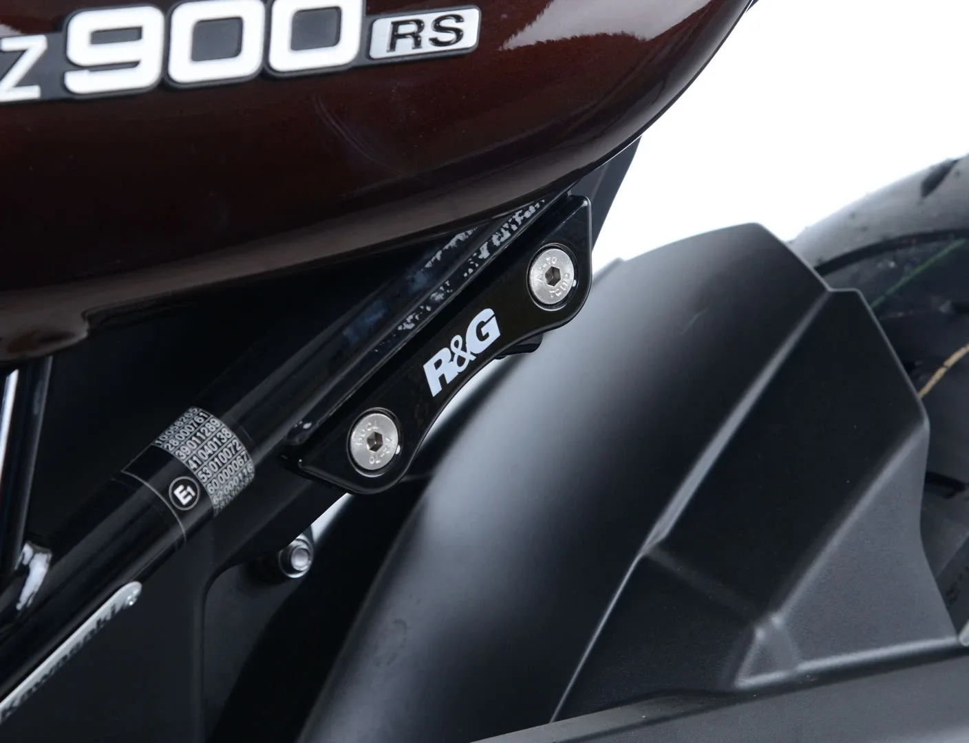 R&G Капачки за степенките на пътника за Kawasaki Z900 (2017+), Z900RS (2018+)