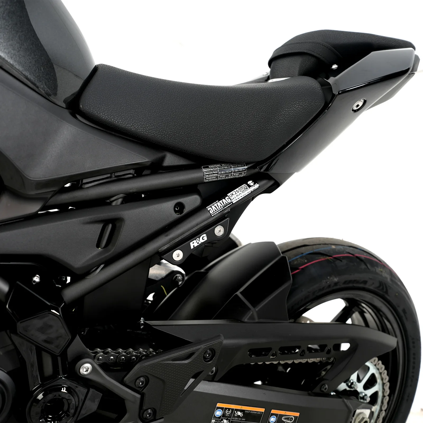 R&G Капачки за степенките на пътника за Kawasaki Z900 (2017+), Z900RS (2018+)