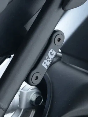 R&G Капачки за степенките на пътника за Yamaha MT-09 (2013–2020), Tracer 900 (2015–2020), XSR 900 (2016–2021) и др.