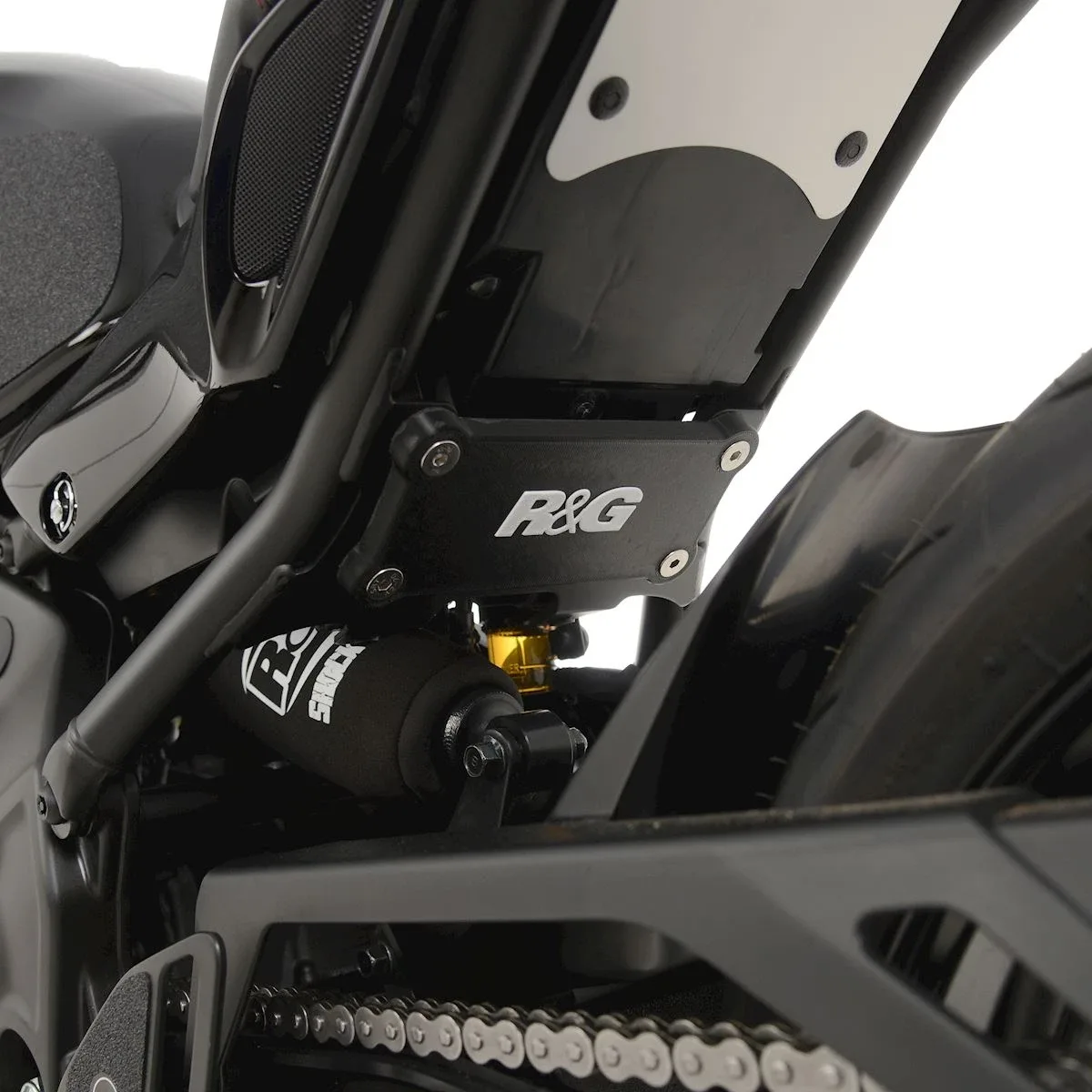 R&G Капачки за степенките на пътника за Yamaha XSR 900 (2022–2024)