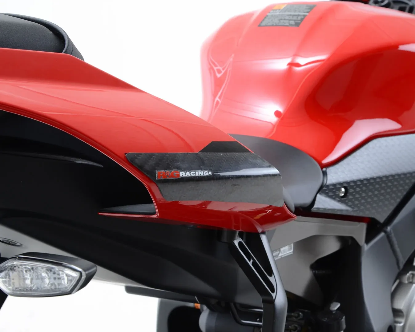 R&G Карбонови слайдери за опашка за Yamaha YZF-R1 (2015+), YZF-R1M (2015–2019)