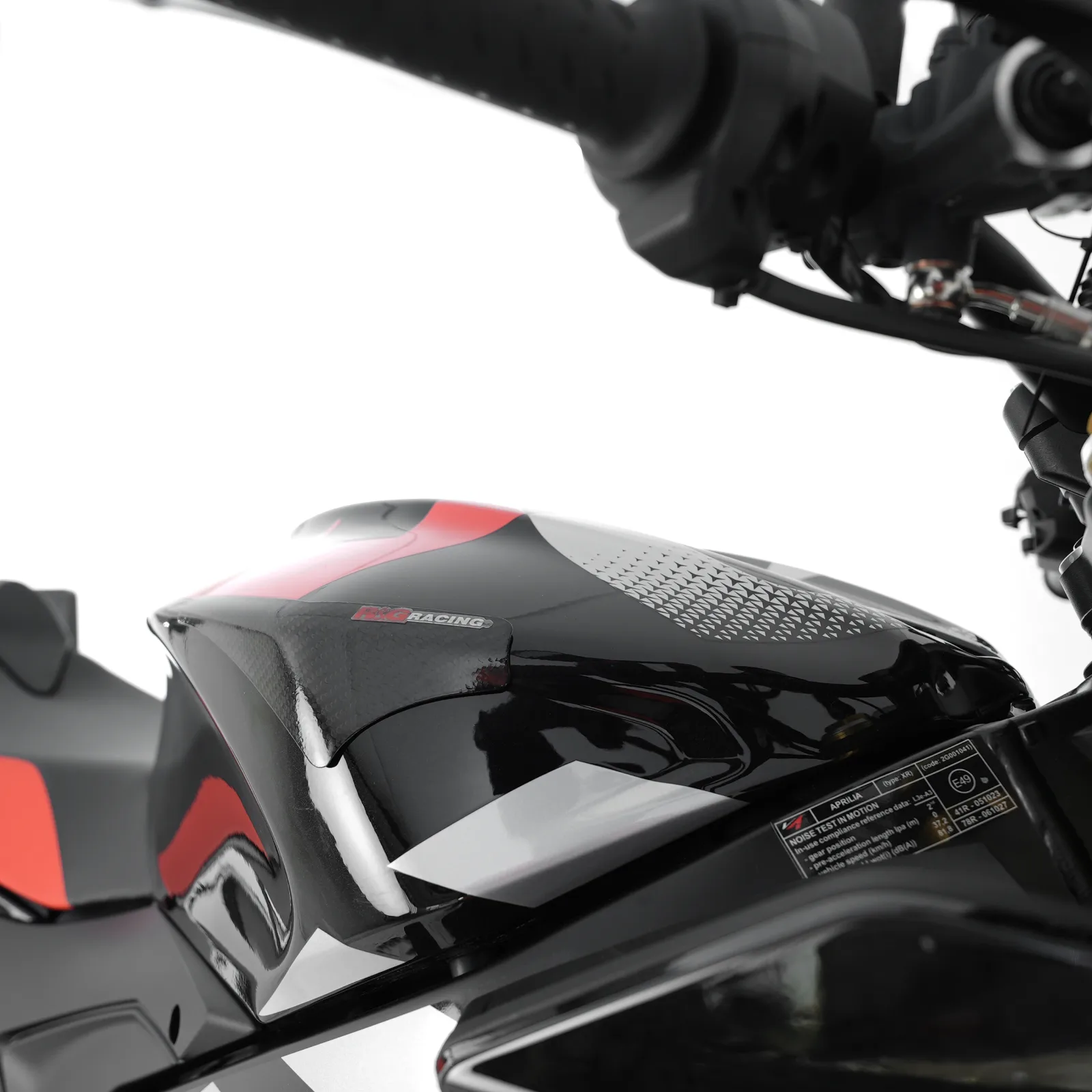 R&G Карбонови слайдери за резервоар за Aprilia Tuono V4 1100 RR (2021–2023), RSV4 1100 Factory (2021–2024) и др.