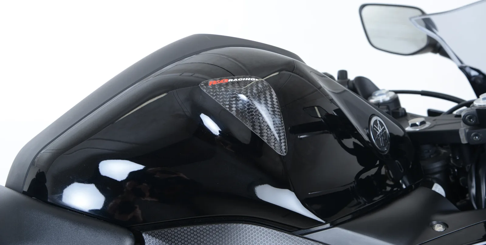 R&G Карбонови слайдери за резервоар за Yamaha YZF-R3 (2015–2018)