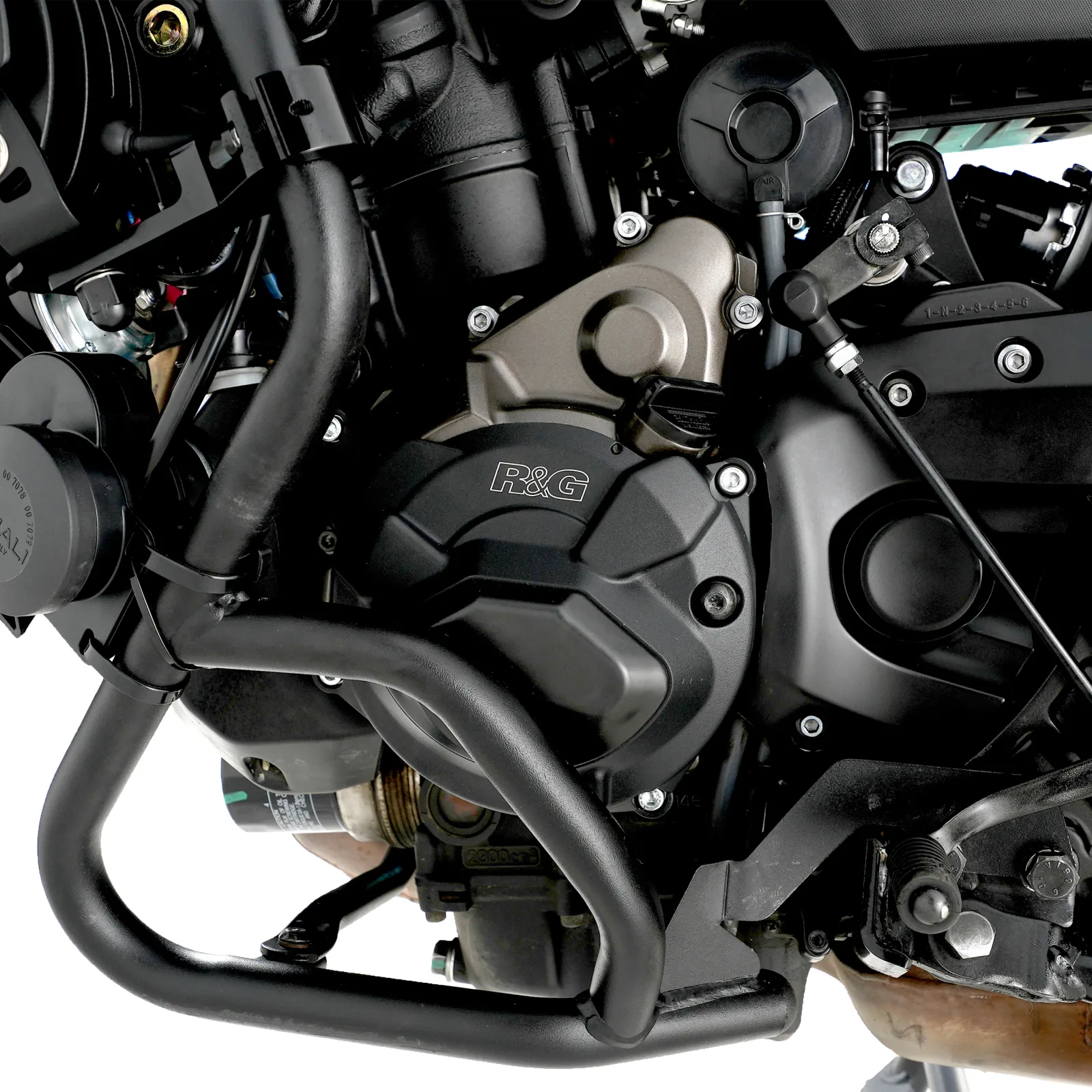 R&G Комплект протектори за двигател PRO (3 броя) за Yamaha MT-07 (2014–2024), XSR 700 (2016+), Tenere 700 (2019+), Tracer 7 (2021–2024) и др.