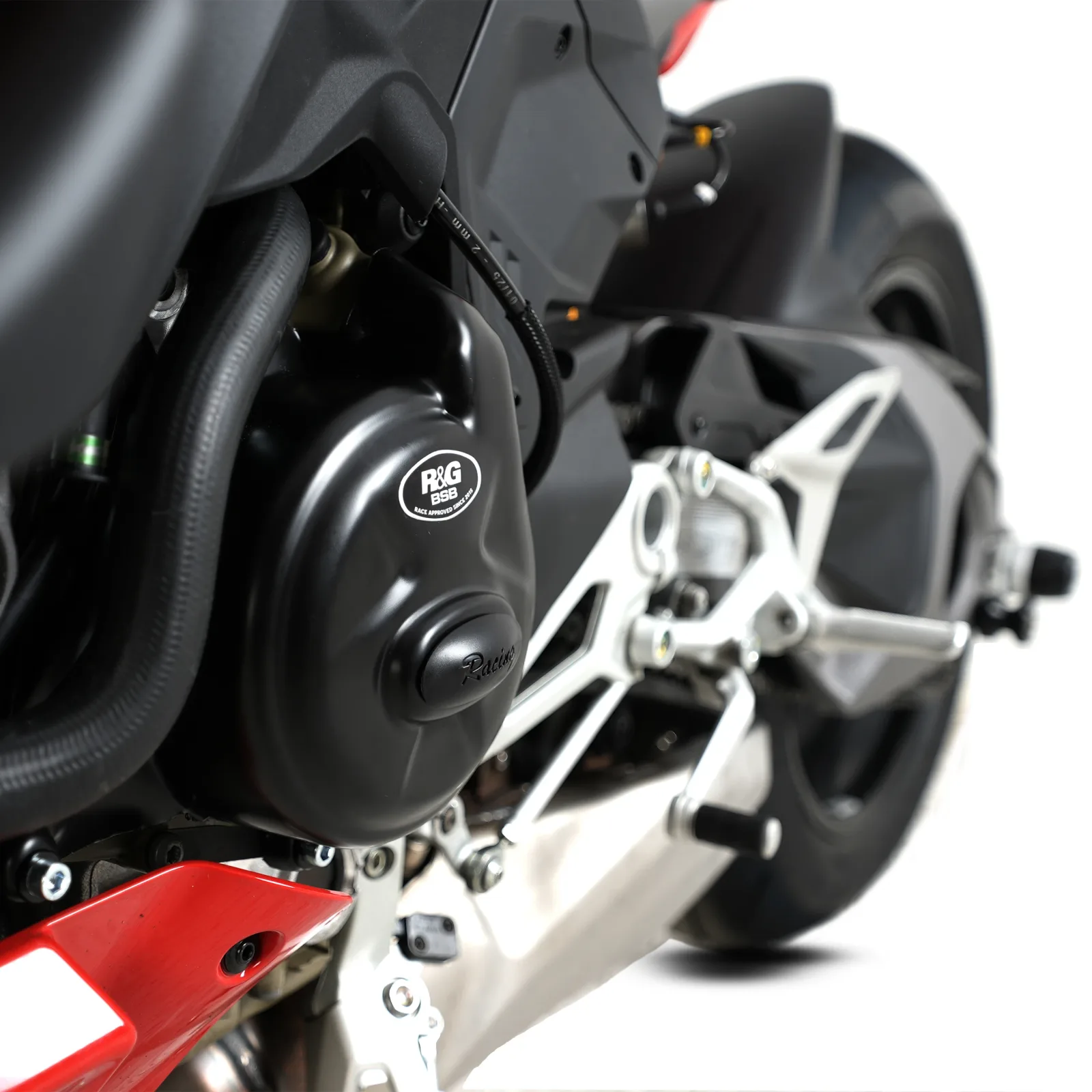 R&G Комплект протектори за двигател Race (2 части) за Ducati Streetfighter V4 (2020–2023), Streetfighter V4 S (2020–2023)