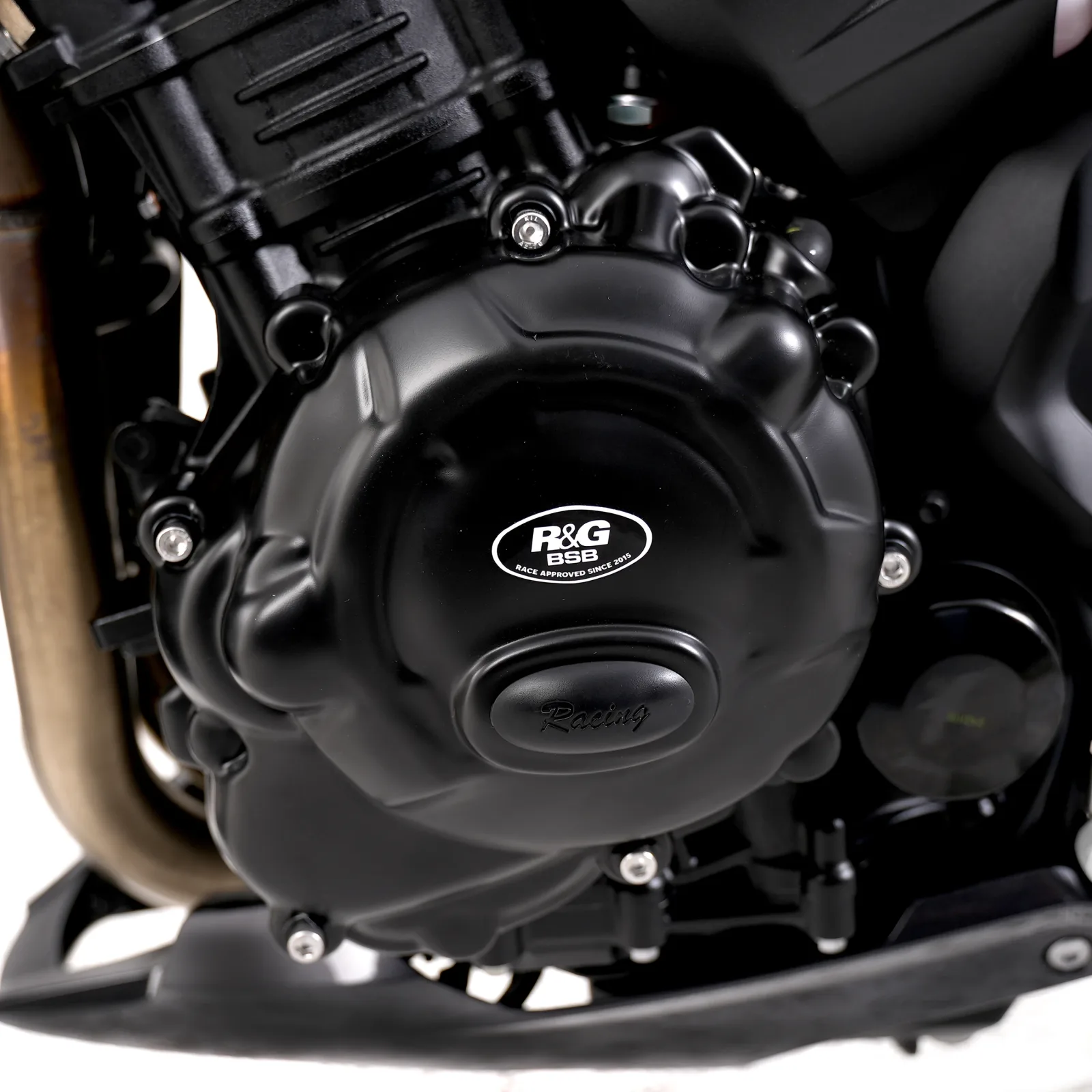 R&G Комплект протектори за двигател Race (3 части) за Triumph Speed Triple 1200 RS (2021+), Speed Triple 1200 RR (2022+) и др.