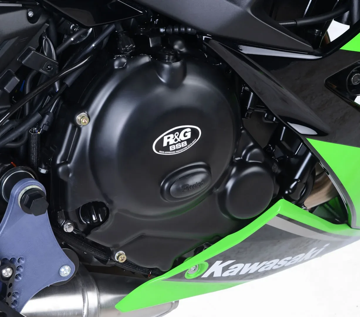 R&G Комплект протектори за двигател Race за Kawasaki Z650 (2017+), Ninja 650 (2017+), Z650RS (2021+), Z650 S (2026+)