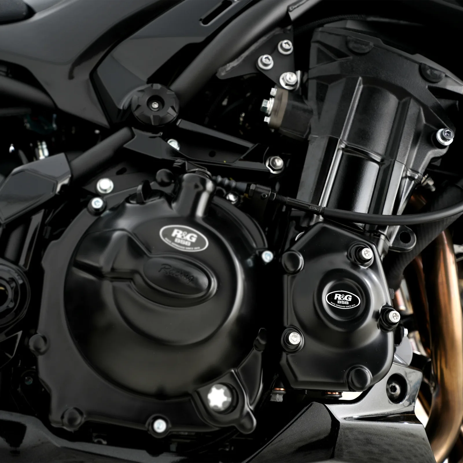 R&G Комплект протектори за двигател Race за Kawasaki Z900 (2017+)