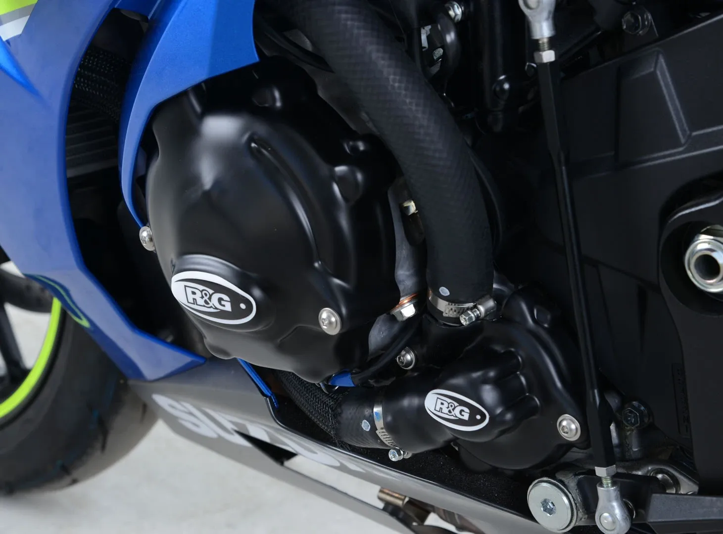 R&G Комплект протектори за двигател за Suzuki GSX-R 1000 (2017–2024), GSX-R 1000R (2017–2024)