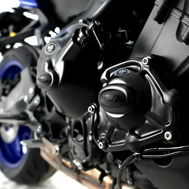 R&G Комплект протектори за двигател за Yamaha MT-09 (2021+), MT-09 SP (2021+), Tracer 9 GT (2021+), XSR 900 (2022–2024) и др.