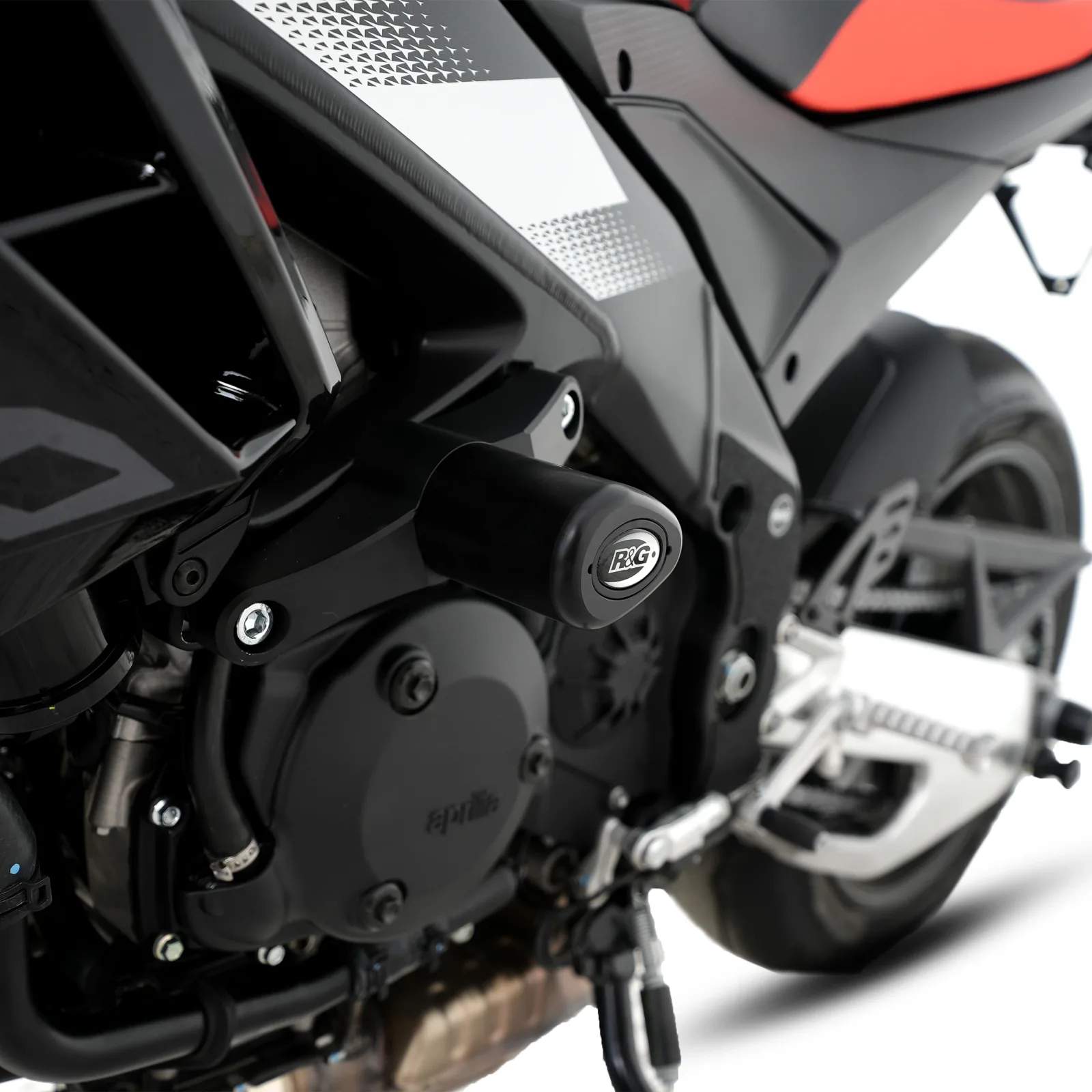R&G Краш тапи Aero за Aprilia RSV4 R (2009–2014), RSV4 Factory (2009–2014, 2016+), Tuono V4 R (2011–2014) и др.