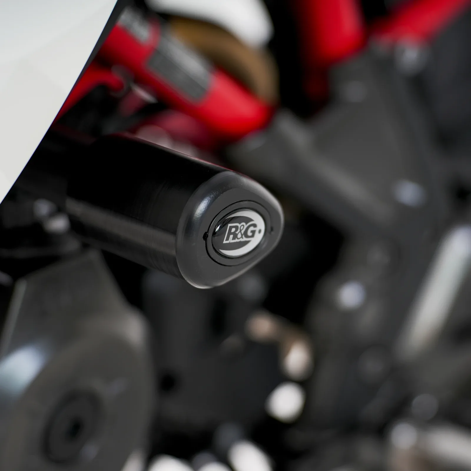 R&G Краш тапи Aero за BMW G 310 R (2021–2025)