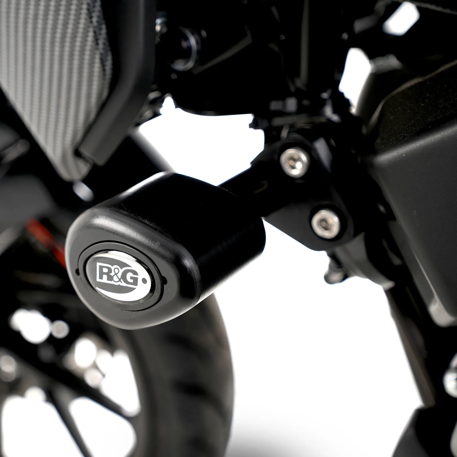 R&G Краш тапи Aero за CF Moto 300 NK (2019+)