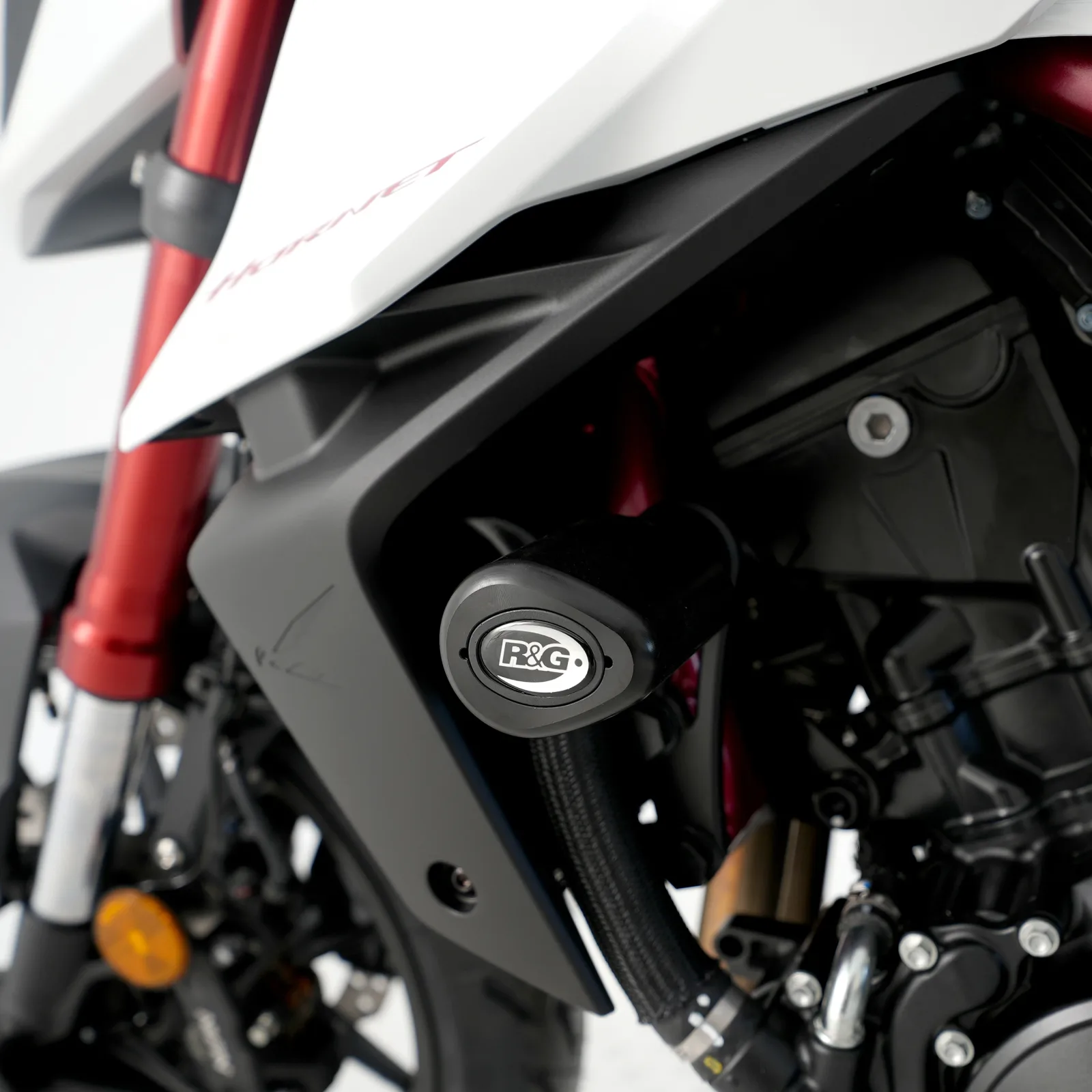 R&G Краш тапи Aero за Honda CB 750 Hornet (2023+)