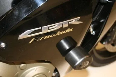 R&G Краш тапи Aero за Honda CBR 1000RR (2008–2019), CBR 1000RR SP (2014–2019)