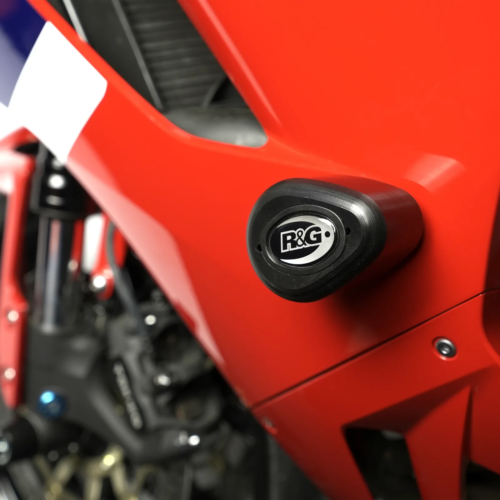R&G Краш тапи Aero за Honda CBR 600RR (2024+)