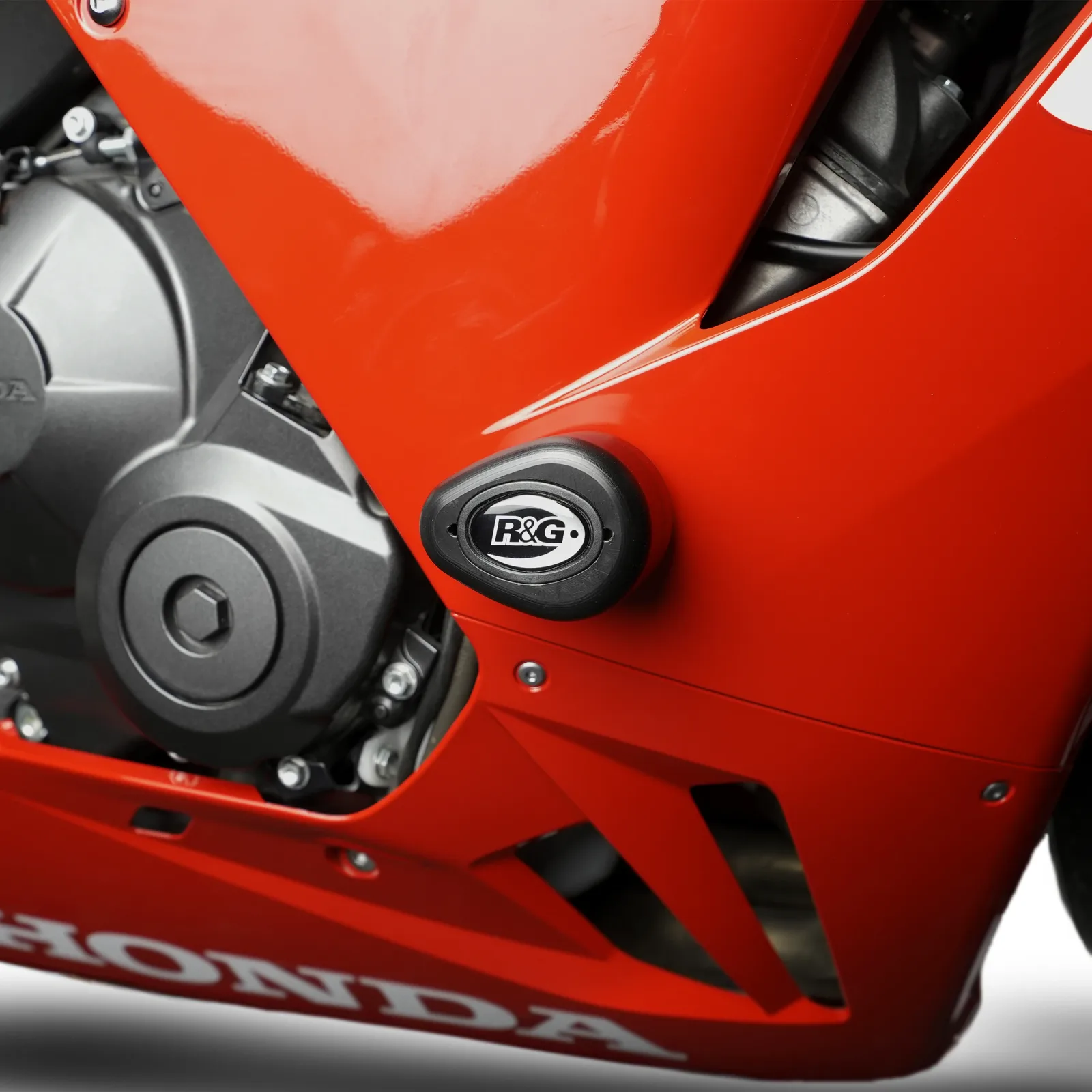 R&G Краш тапи Aero за Honda CBR 600RR (2024+)