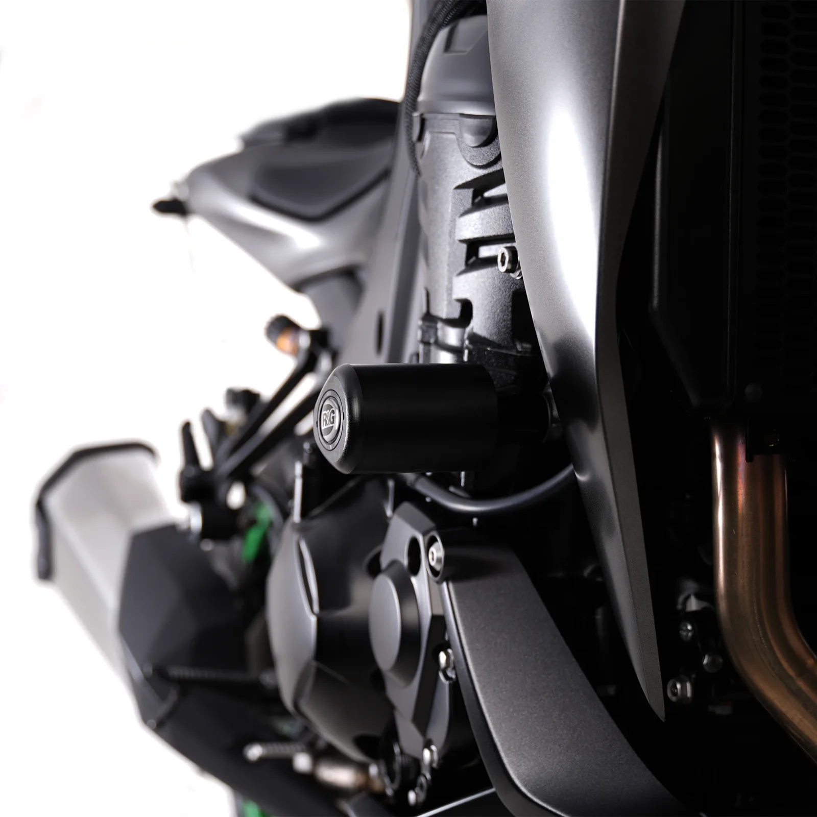 R&G Краш тапи Aero за Kawasaki Z1000SX (2017–2019), Ninja 1000SX (2020–2024), Ninja 1100SX (2025+)