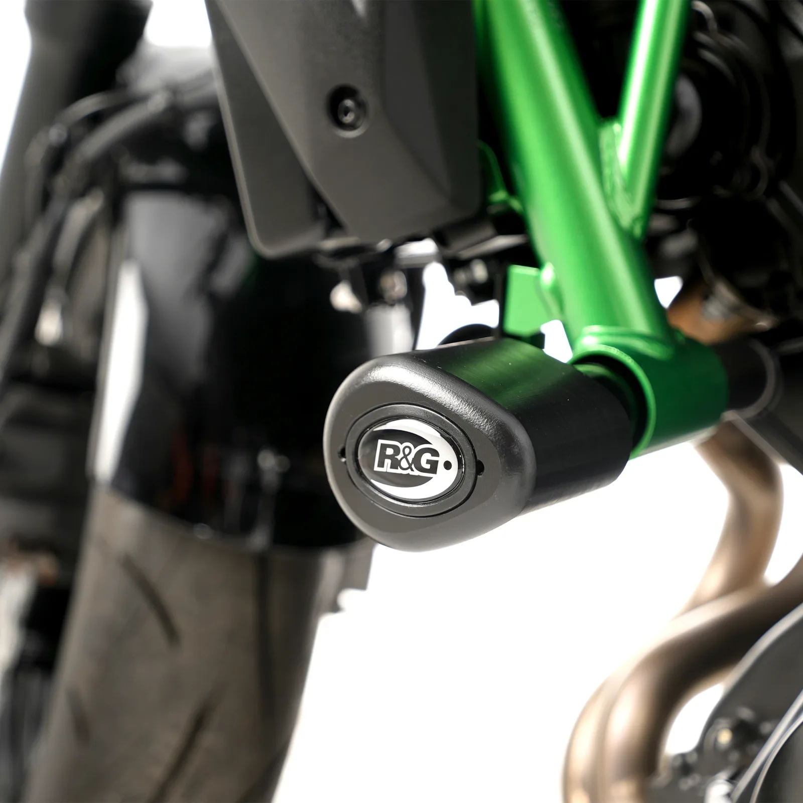 R&G Краш тапи Aero за Kawasaki Z650 (2017+), Ninja 650 (2017–2024, 2026+), Z650RS (2021+), Z650 S (2026+)
