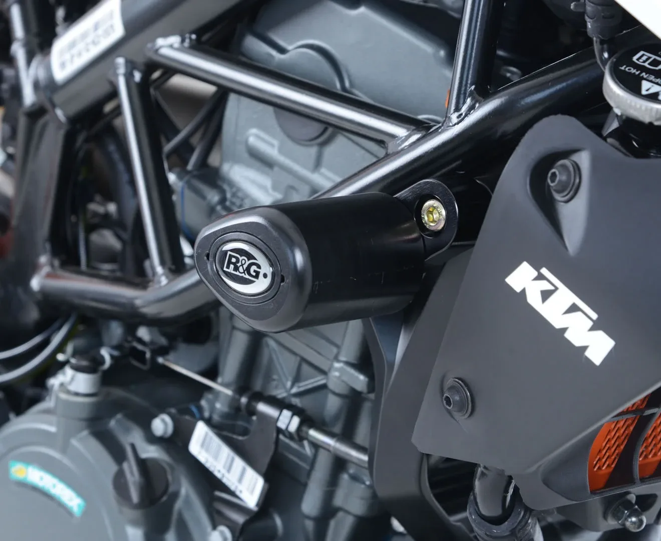 R&G Краш тапи Aero за KTM 125 Duke (2011–2023), 200 Duke (2012–2022), 390 Duke (2013–2023), 250 Duke (2017–2023)