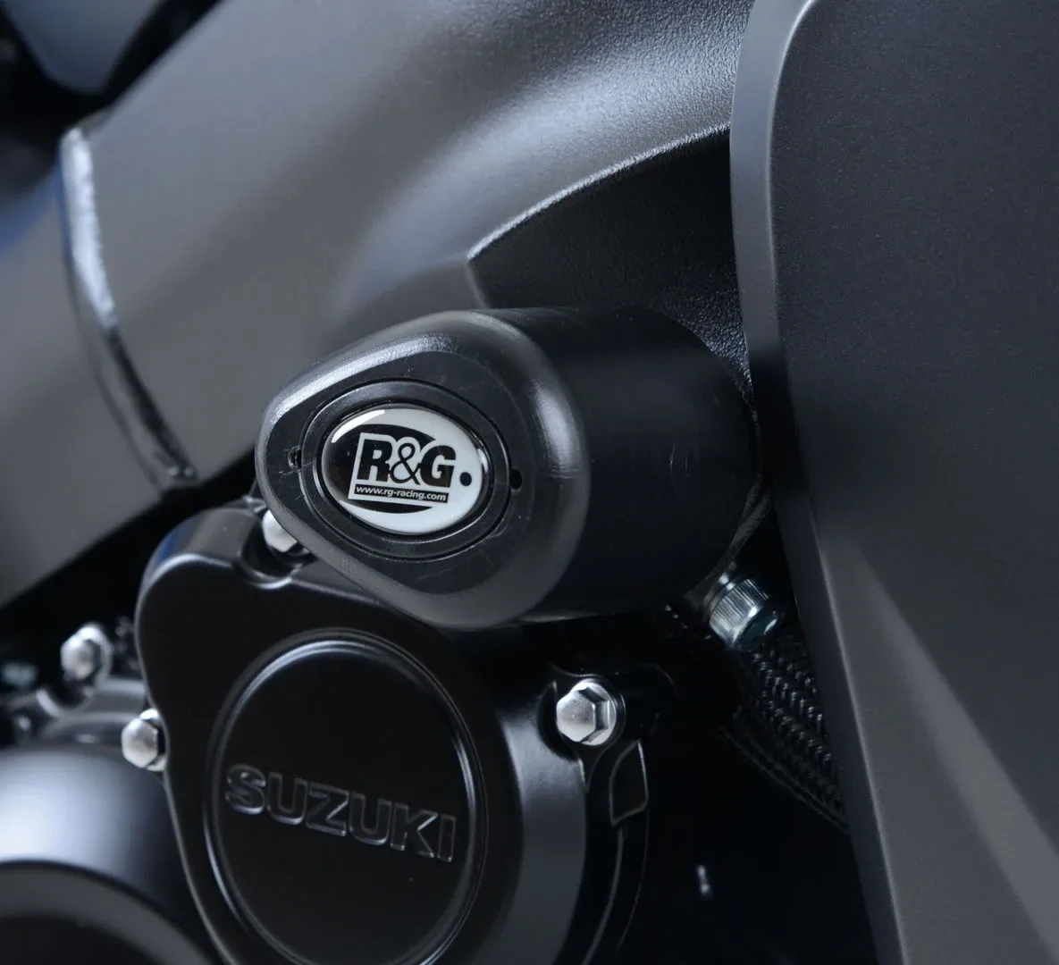 R&G Краш тапи Aero за Suzuki GSX-S 1000F (2015–2020)