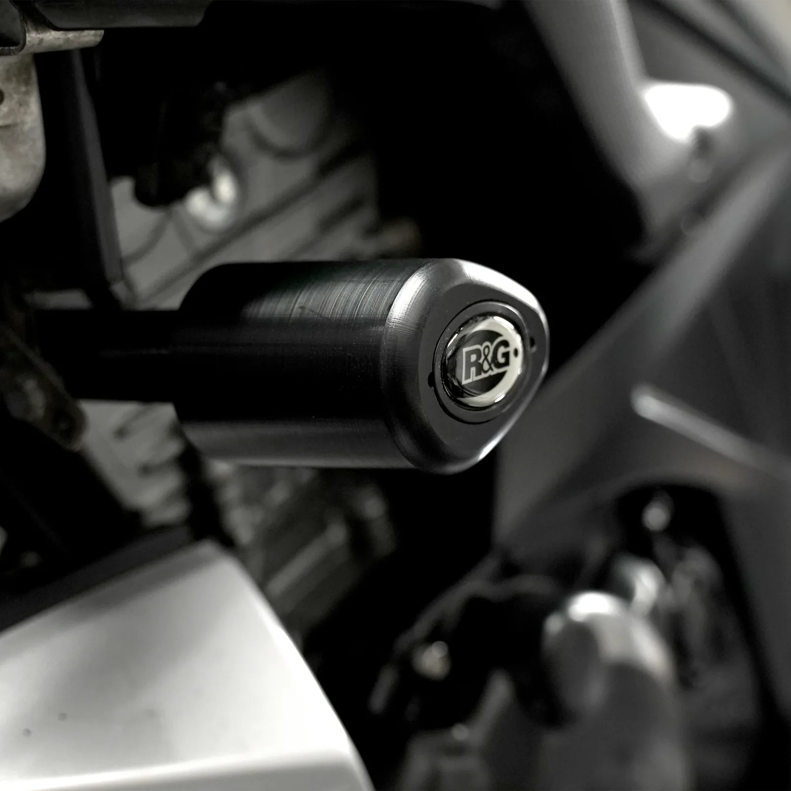 R&G Краш тапи Aero за Suzuki GSX-S 125 (2020+)