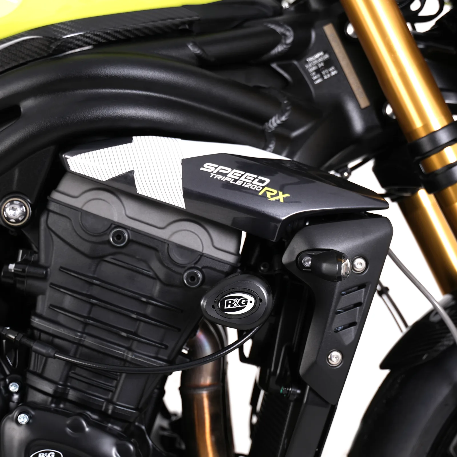 R&G Краш тапи Aero за Triumph Speed Triple 1200 RS (2021+), Speed Triple 1200 RR (2022+) и др.