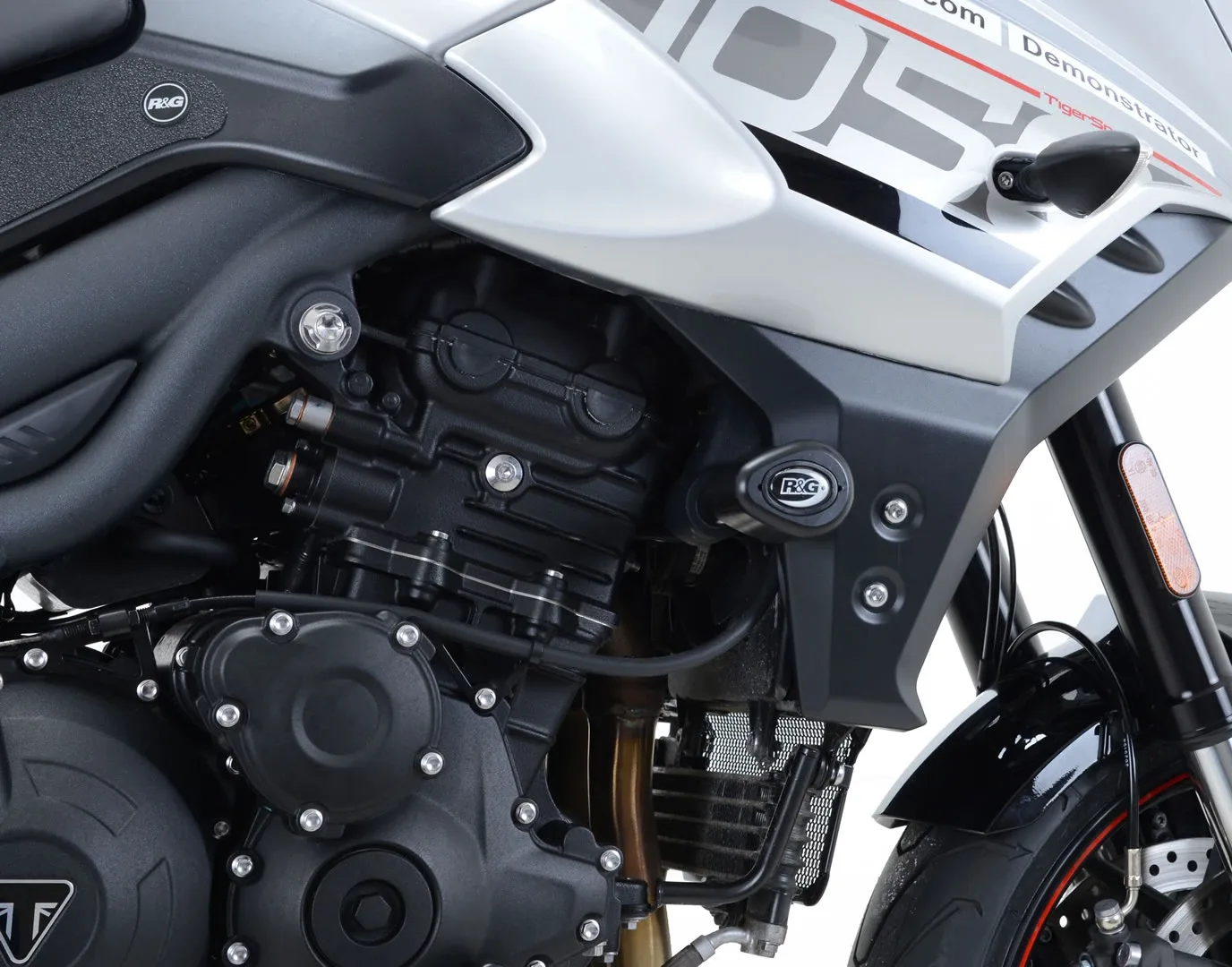 R&G Краш тапи Aero за Triumph Tiger Sport 1050 (2016–2018)