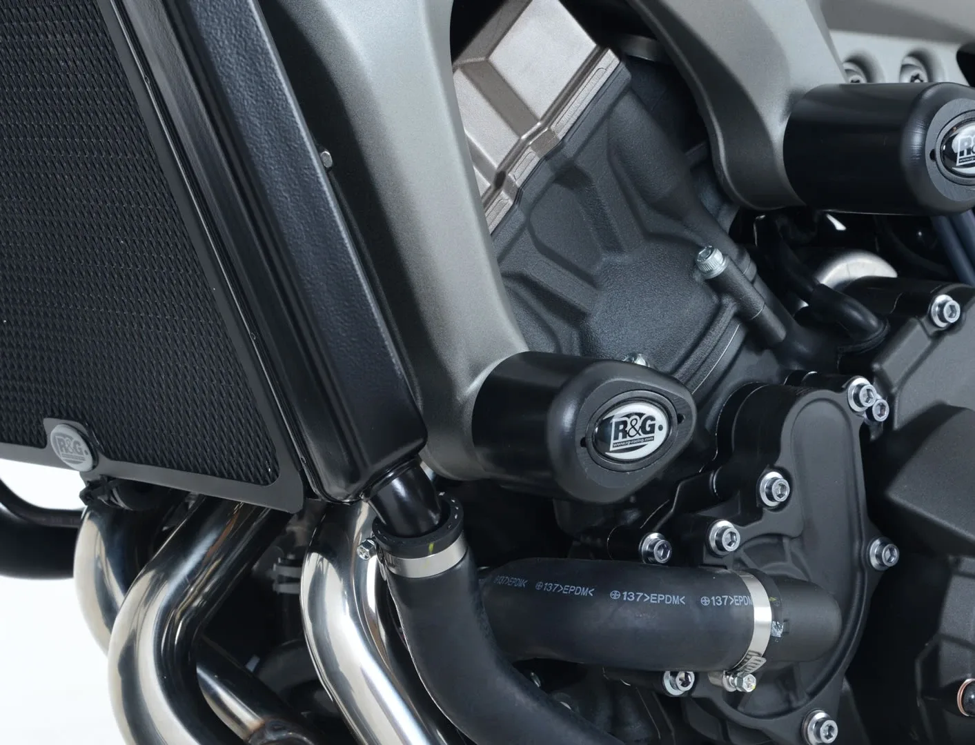 R&G Краш тапи Aero за Yamaha MT-09 (2013–2016), Tracer 900 (2015–2020), XSR 900 (2016–2021) и др.