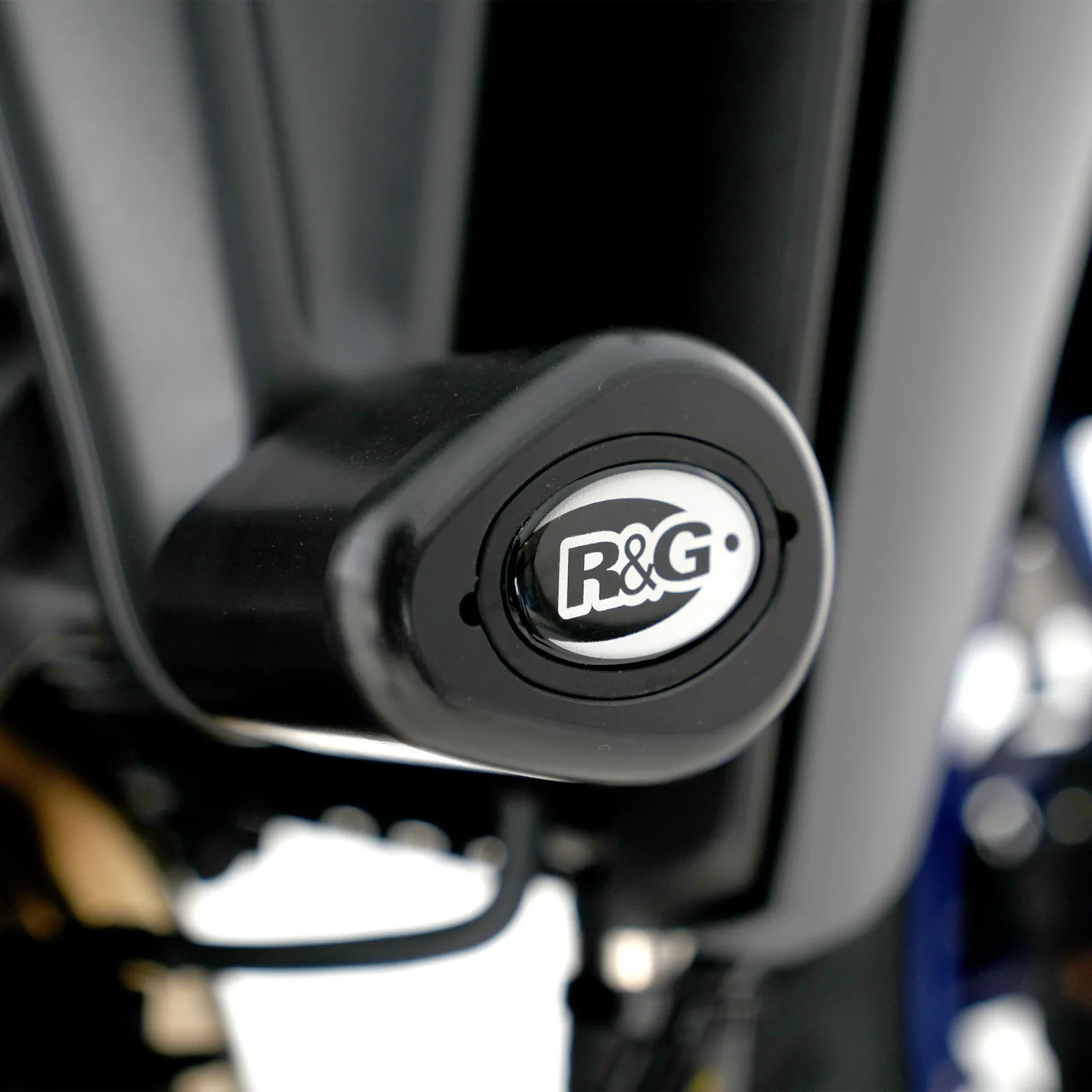 R&G Краш тапи Aero за Yamaha MT-09 (2021+), MT-09 SP (2021–2023), Tracer 9 (2021–2024), Tracer 9 GT (2021+) и др.