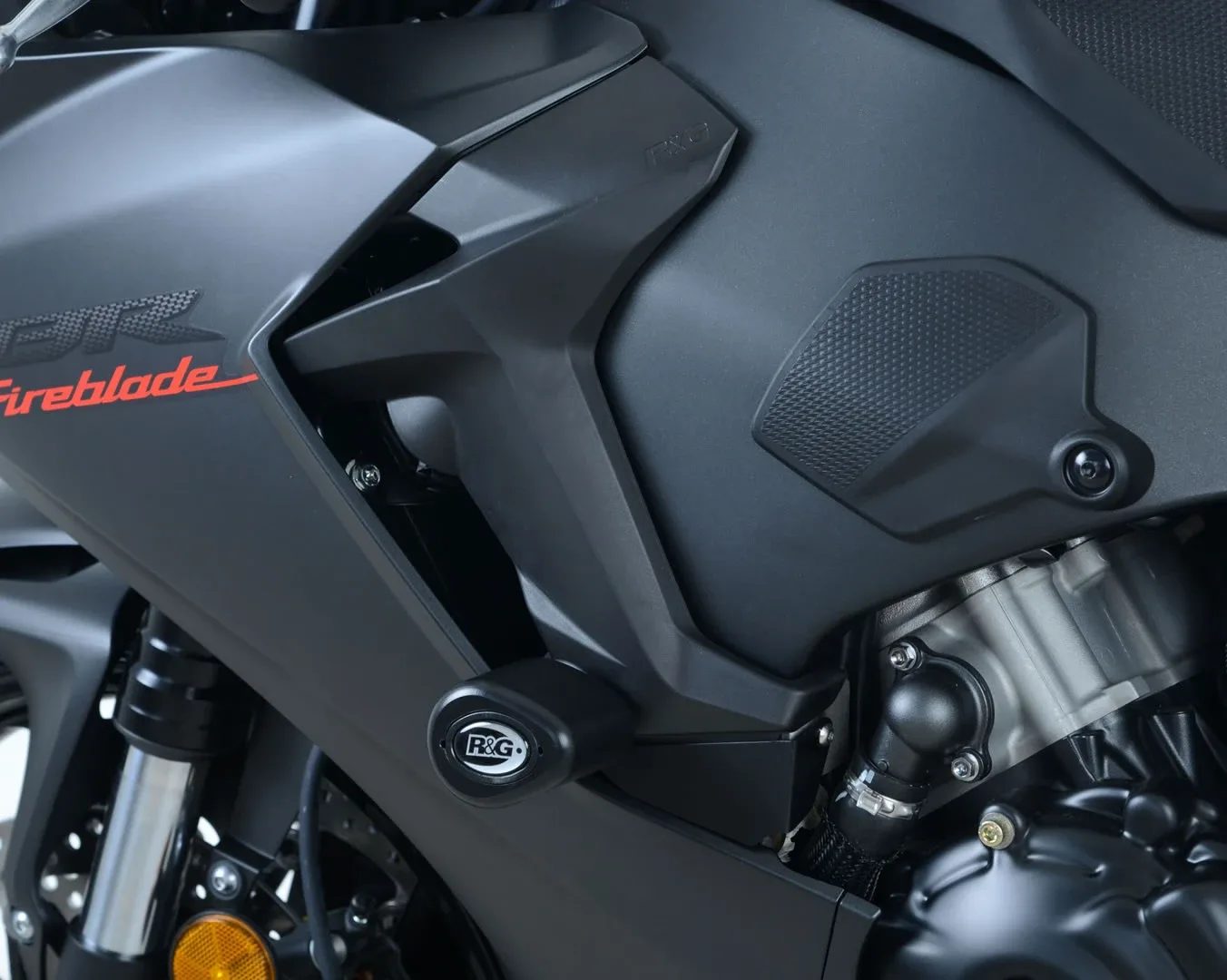 R&G Краш тапи без пробиване с пробиване Aero за Honda CBR 1000RR (2017–2019), CBR 1000RR SP (2017–2019)