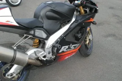 R&G Краш тапи Classic за Aprilia RSV 1000 R (1998–2003), Tuono 1000 R (2003–2005)