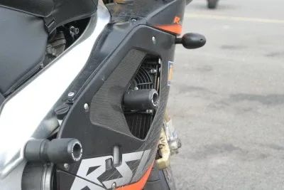 R&G Краш тапи Classic за Aprilia RSV 1000 R (1998–2003), Tuono 1000 R (2003–2005)