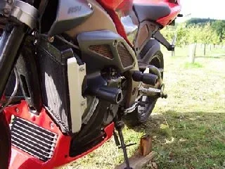 R&G Краш тапи Classic за Aprilia Tuono 1000 R (2003–2005)