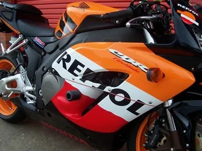 R&G Краш тапи Classic за Honda CBR 1000RR (2004–2007)
