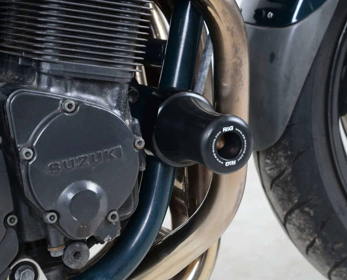 R&G Краш тапи Classic за Suzuki GSF 1200 Bandit (1996–2006), GSF 600 Bandit (1995–2004), GSF 650 Bandit (2005–2007)
