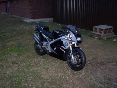 R&G Краш тапи Classic за Suzuki RGV 250