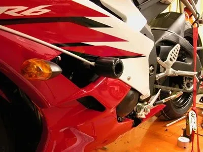 R&G Краш тапи Classic за Yamaha YZF-R6 (2006–2016)