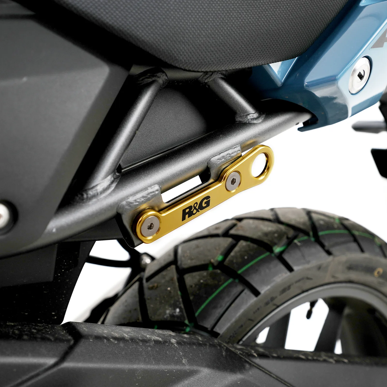 R&G Куки за багаж за Honda CBR 500R (2016+), CB 500F (2019–2023), CB 500X (2019–2021), Yamaha MT-125 (2020+) и др.