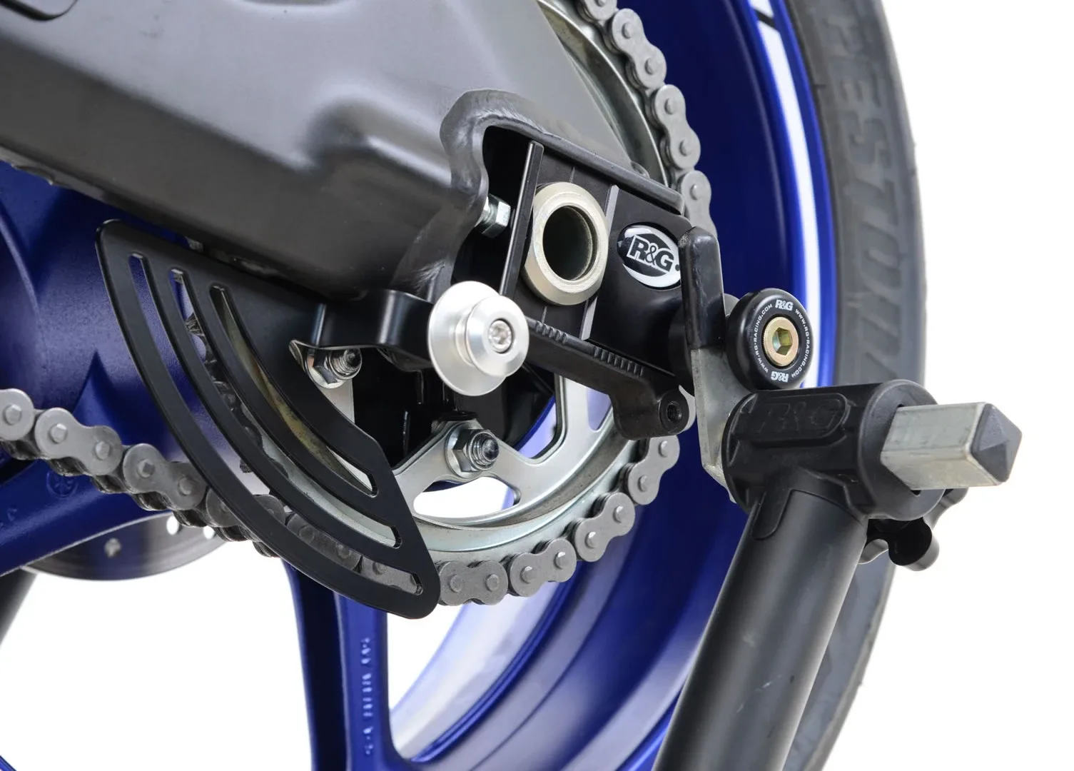 R&G Комплект ролки/адаптори за задна стойка (изнесени) за Yamaha YZF-R1 (2007+), YZF-R1M (2015+), MT-10 (2016+), TMAX 530 (2017) и др.