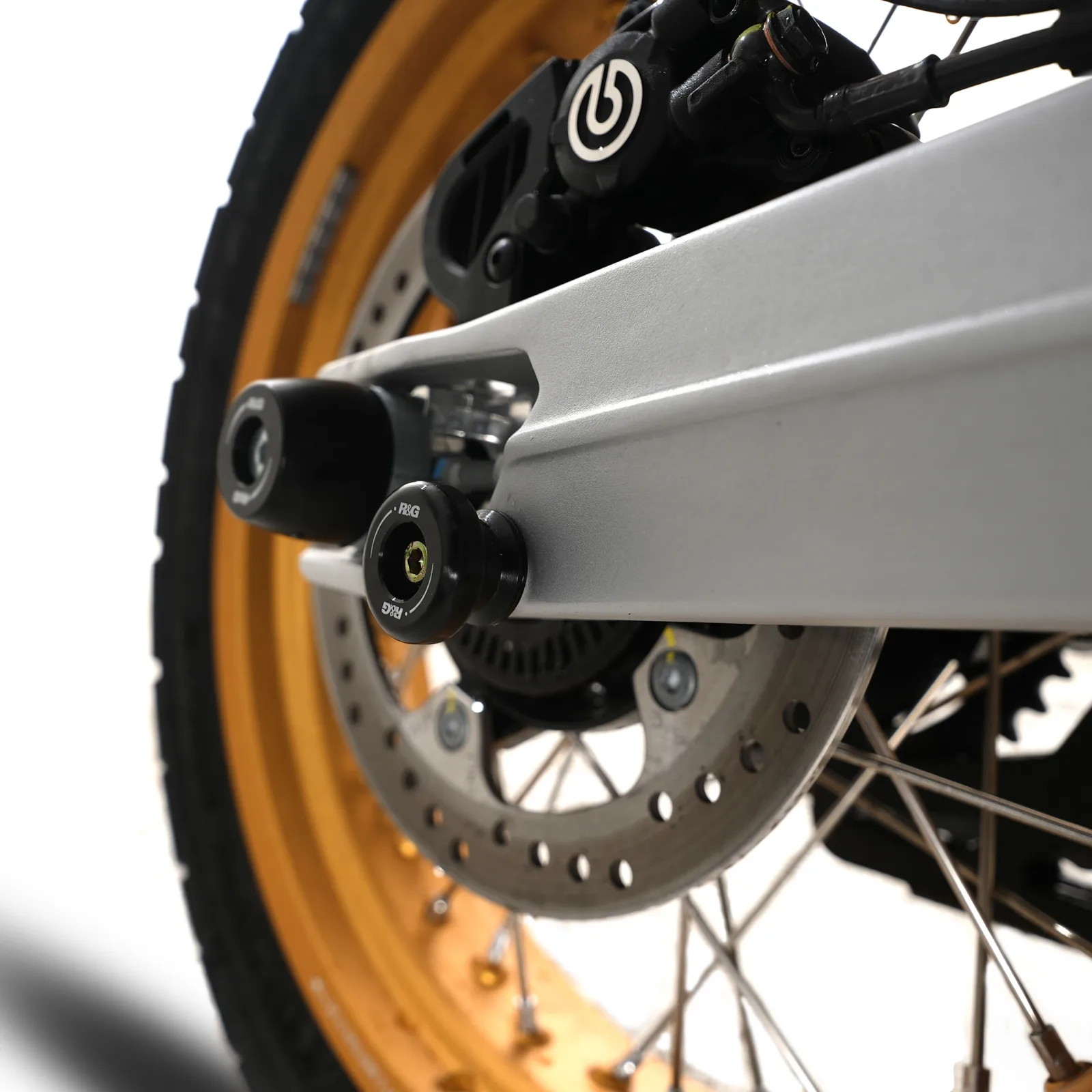 R&G Комплект ролки/адаптори за задна стойка за Ducati Panigale 899 (2013–2015), Panigale 959 (2016–2019), Yamaha YZF-R125 (2019–2021) и др.
