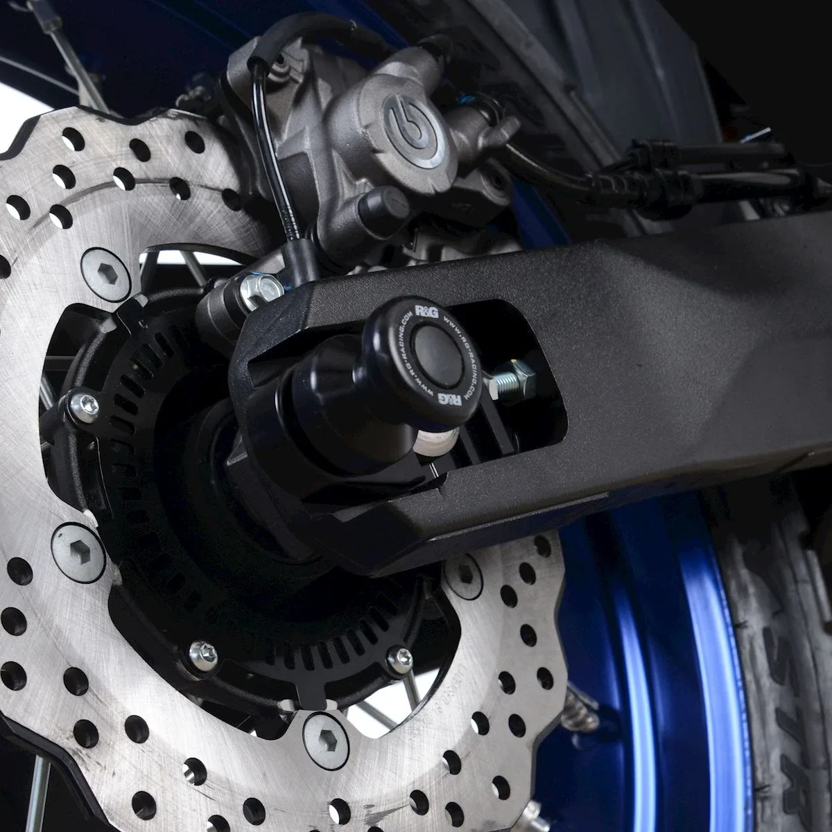 R&G Комплект ролки/адаптори за задна стойка за Yamaha MT-09 (2013–2016), XSR 900 (2016–2021), Tracer 900 GT (2018–2020) и др.